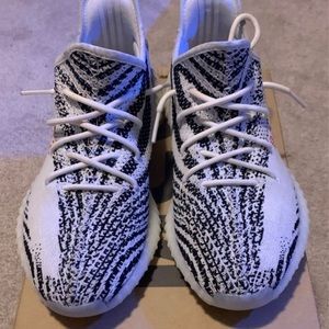 Yeezy Boost 350 V2 Zebra SIZE 11